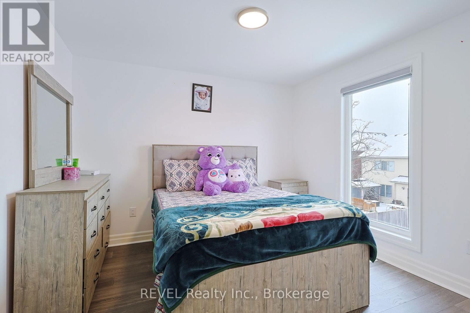 7538 SPLENDOUR DRIVE Image 32