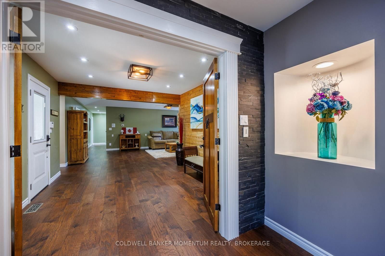 1285 COCKSHUTT ROAD NORTH Image 32