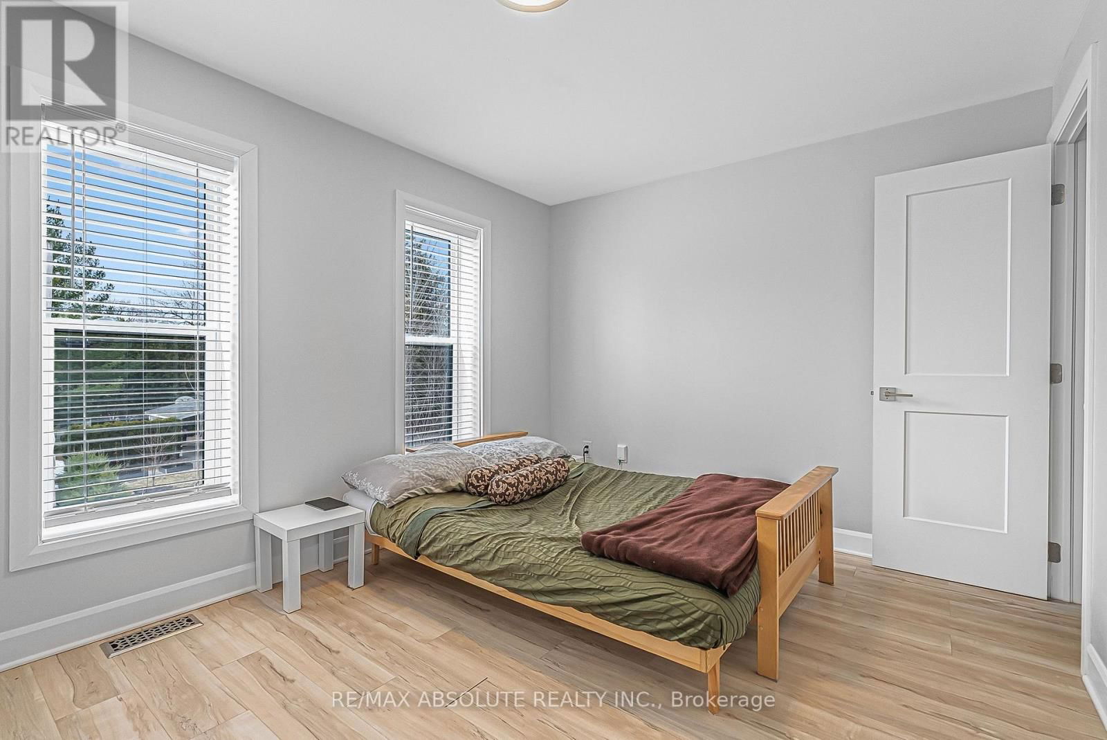183 BRITANNIA ROAD Image 19