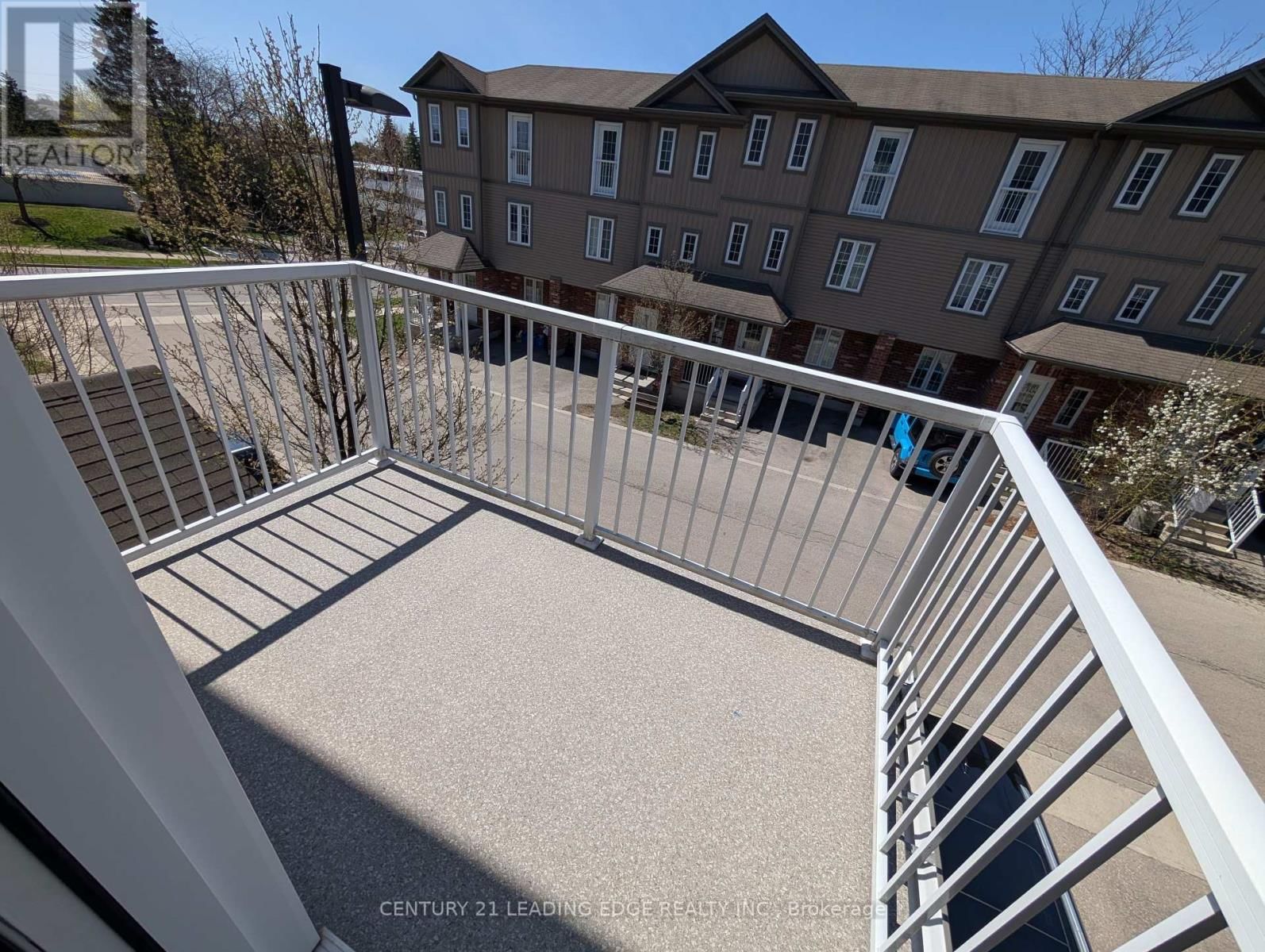 11B - 55 MOOREGATE CRESCENT Image 9