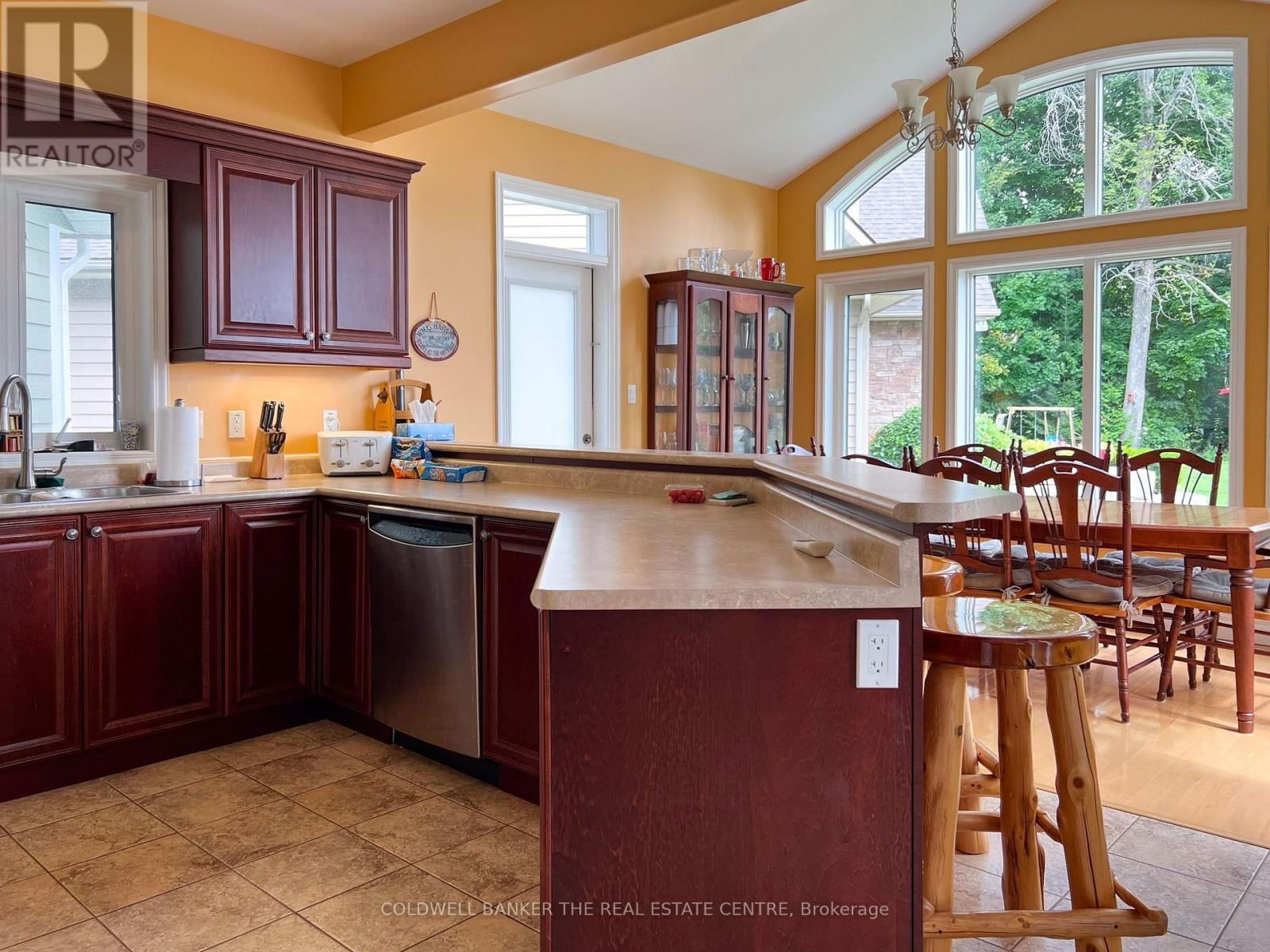 126 JASPER DRIVE Image 19