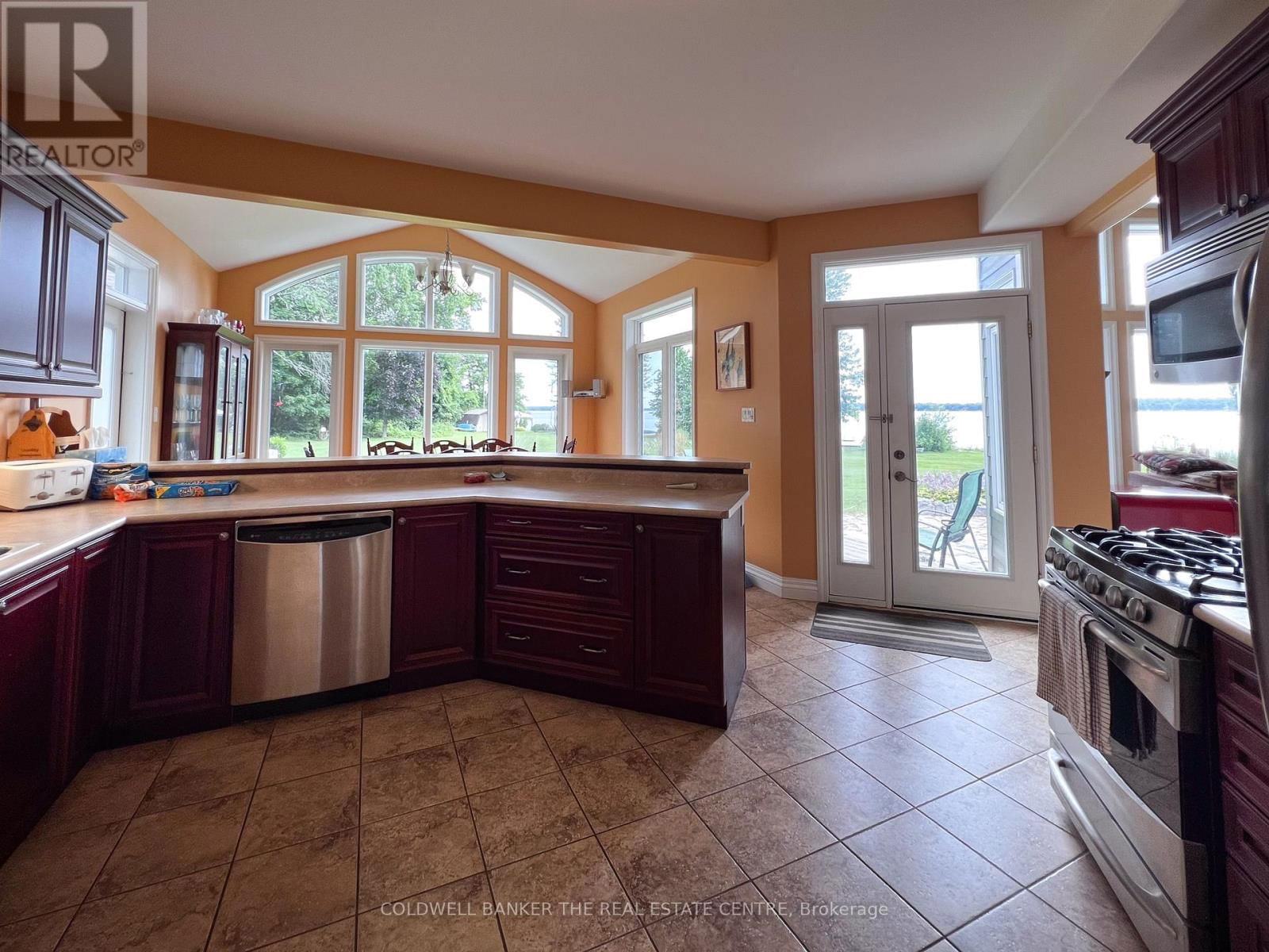 126 JASPER DRIVE Image 21