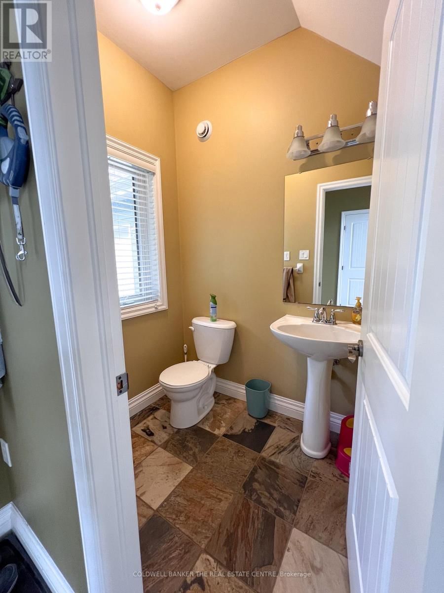 126 JASPER DRIVE Image 31