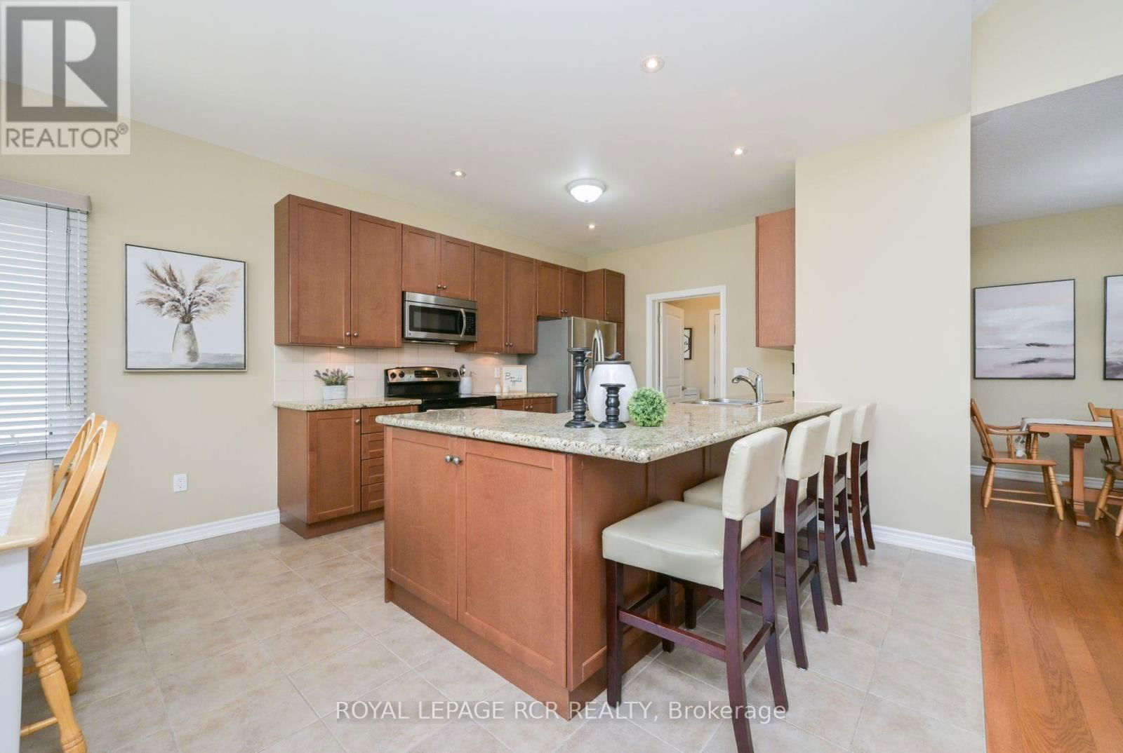 155 - 200 KINGFISHER DRIVE Image 10