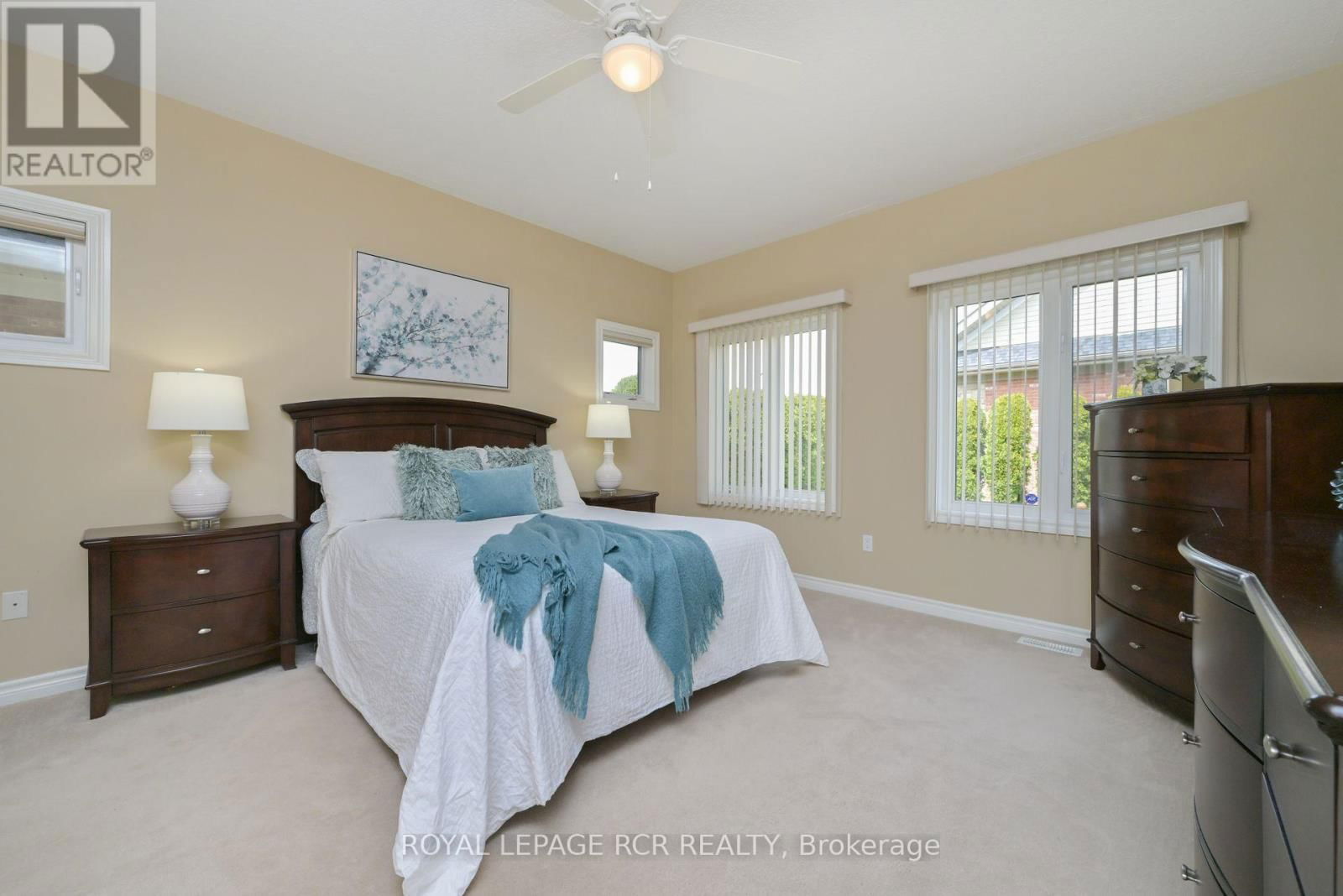 155 - 200 KINGFISHER DRIVE Image 17