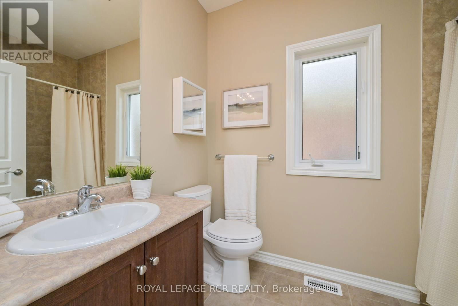 155 - 200 KINGFISHER DRIVE Image 22