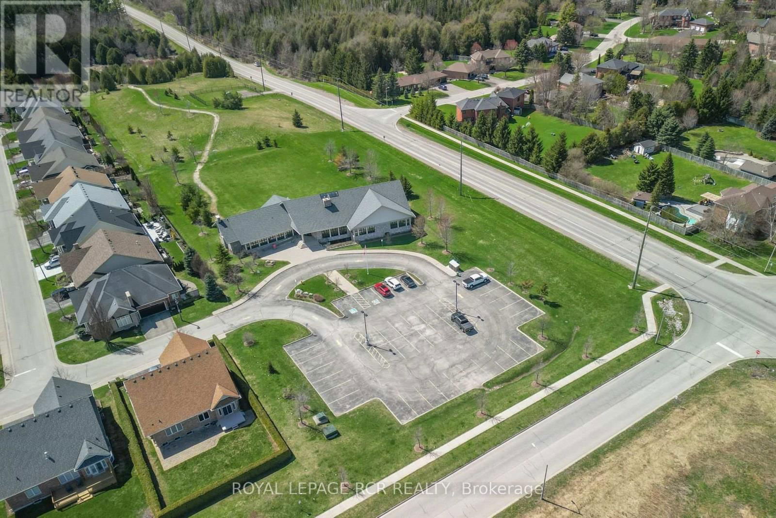 155 - 200 KINGFISHER DRIVE Image 43