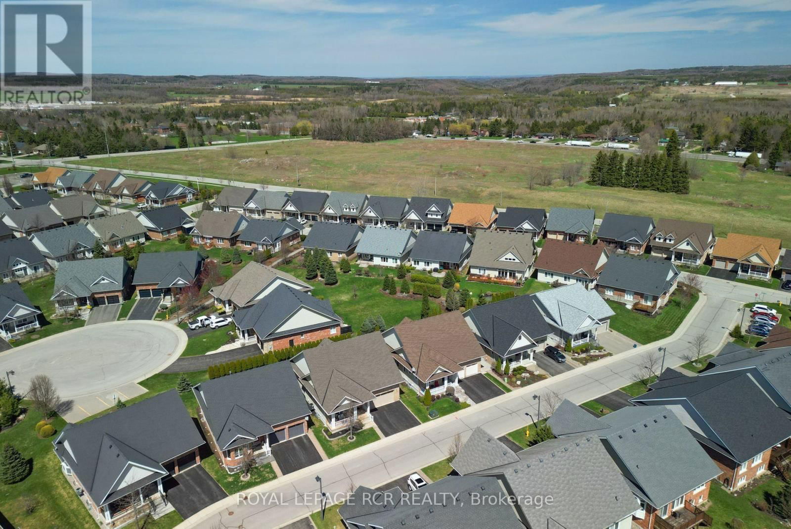 155 - 200 KINGFISHER DRIVE Image 45