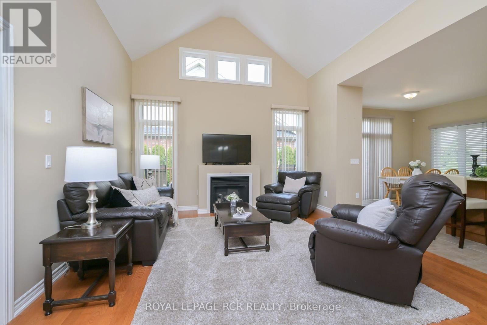 155 - 200 KINGFISHER DRIVE Image 7