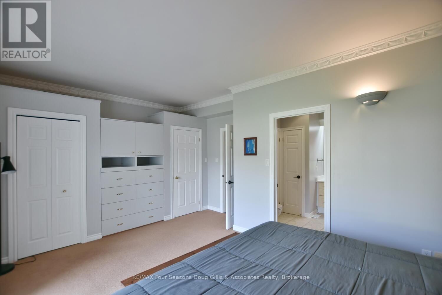 13 - 110 KELLIES WAY Image 16