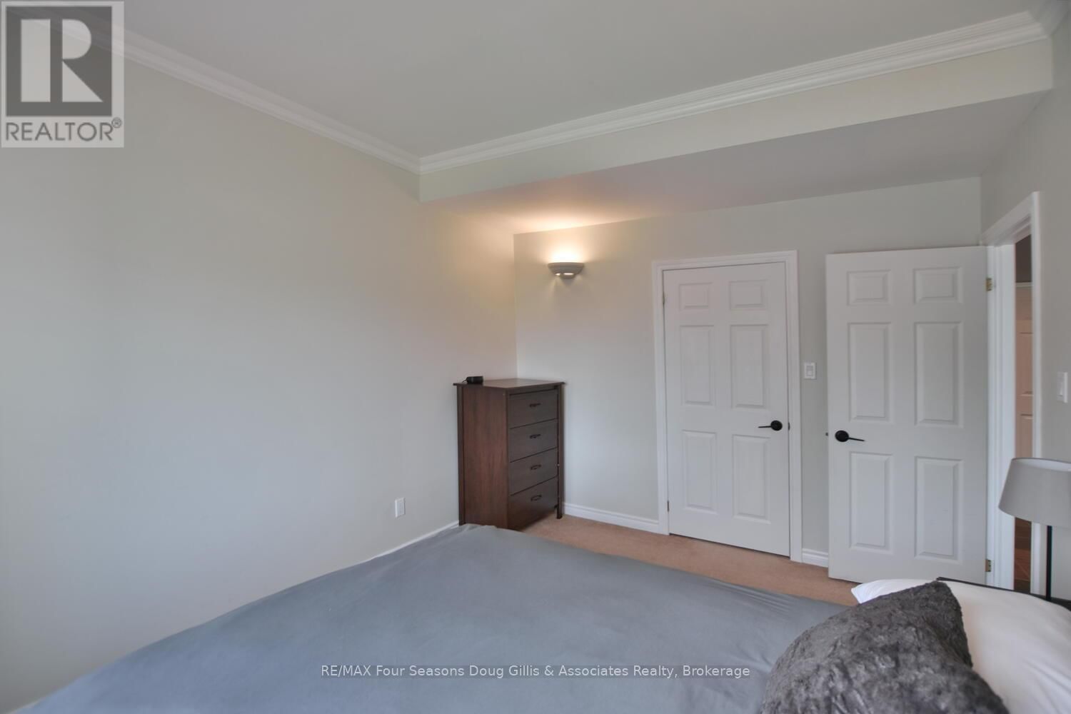 13 - 110 KELLIES WAY Image 21