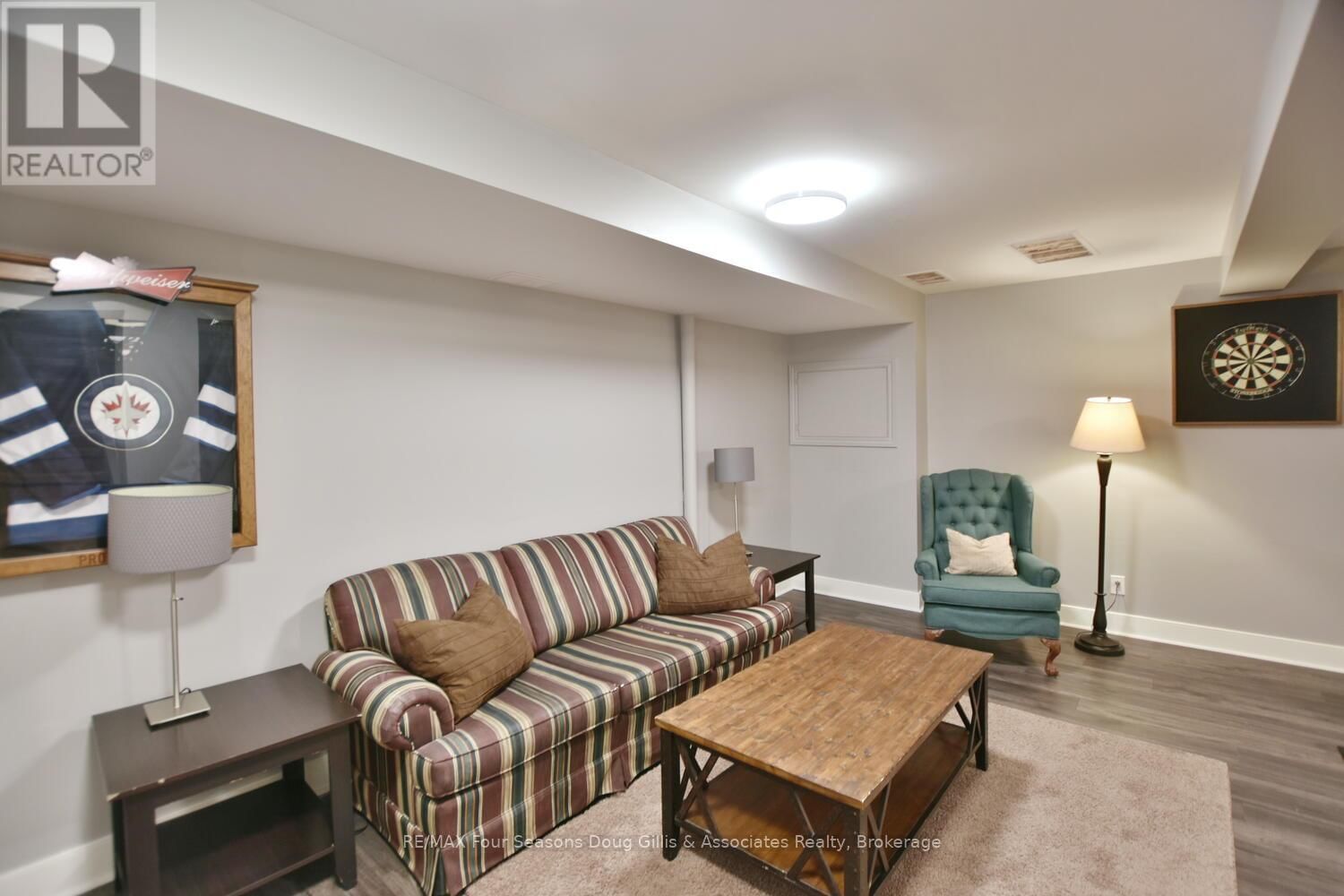 13 - 110 KELLIES WAY Image 36