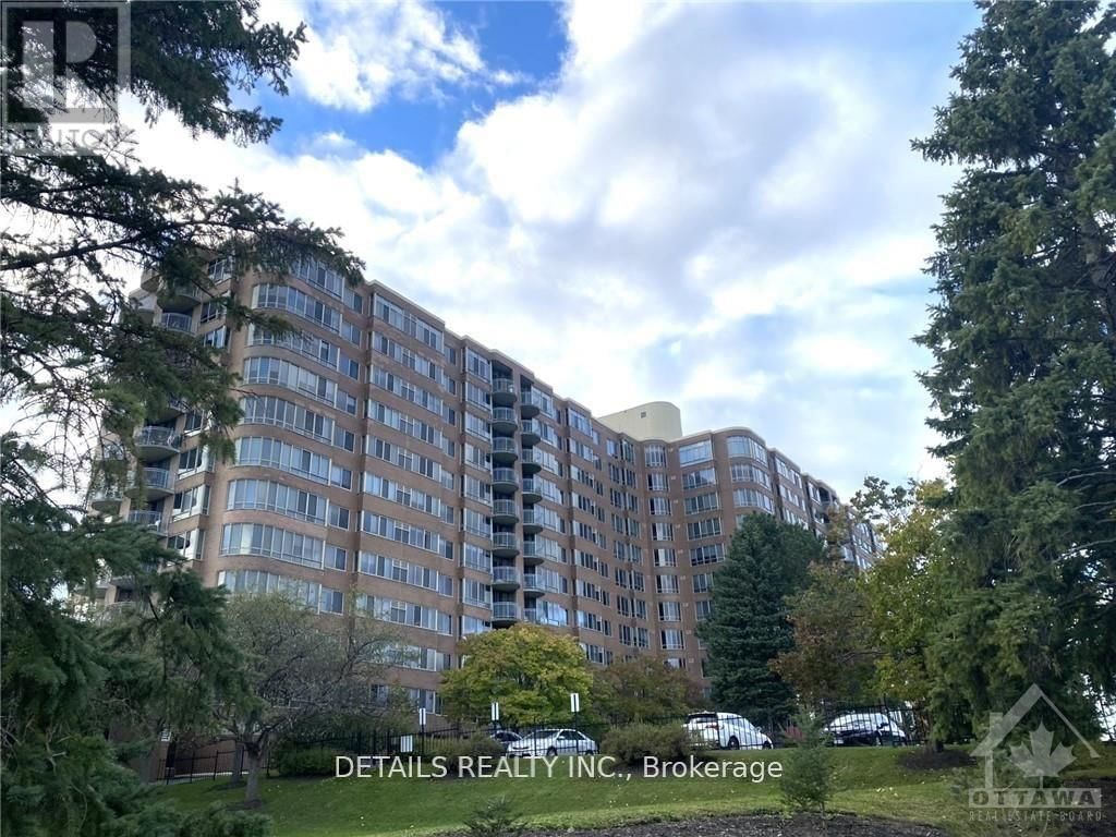 709 - 100 GRANT CARMAN DRIVE WEST Image 1