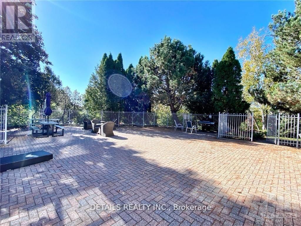 709 - 100 GRANT CARMAN DRIVE WEST Image 31