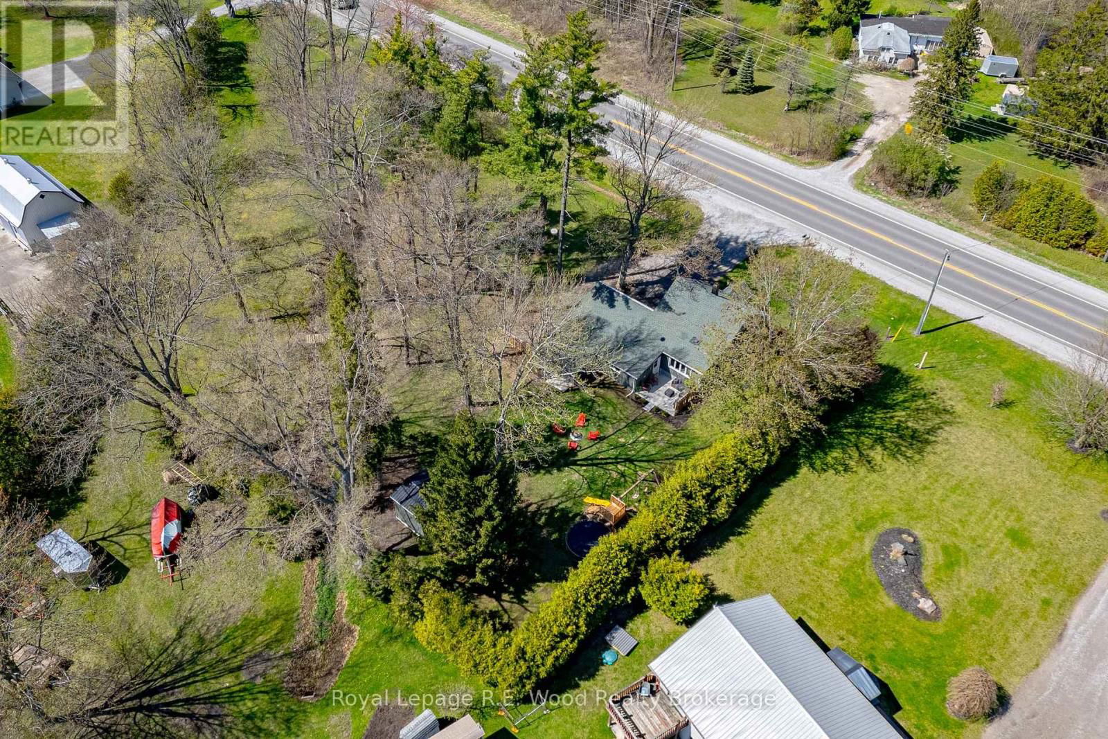 424 3 HIGHWAY Image 32