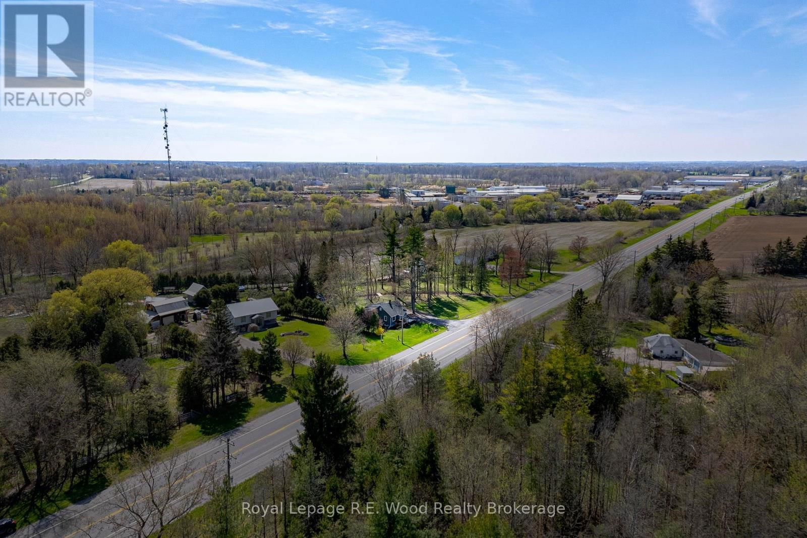 424 3 HIGHWAY Image 33