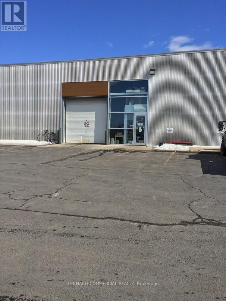 Unit 3 - 1084 KENASTON STREET Image 1