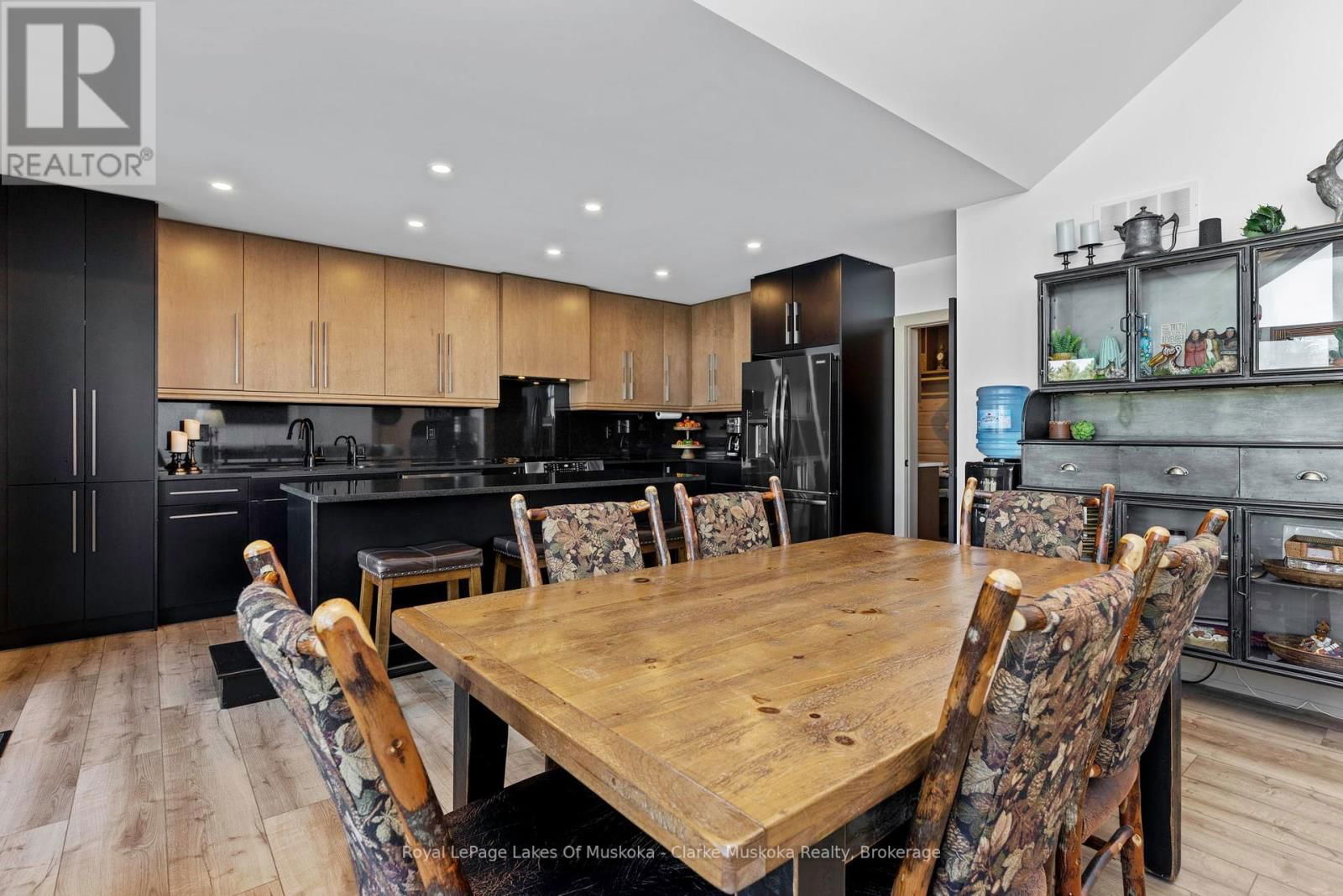 1044 YOUNGS RD UNIT #3 ROAD Image 9