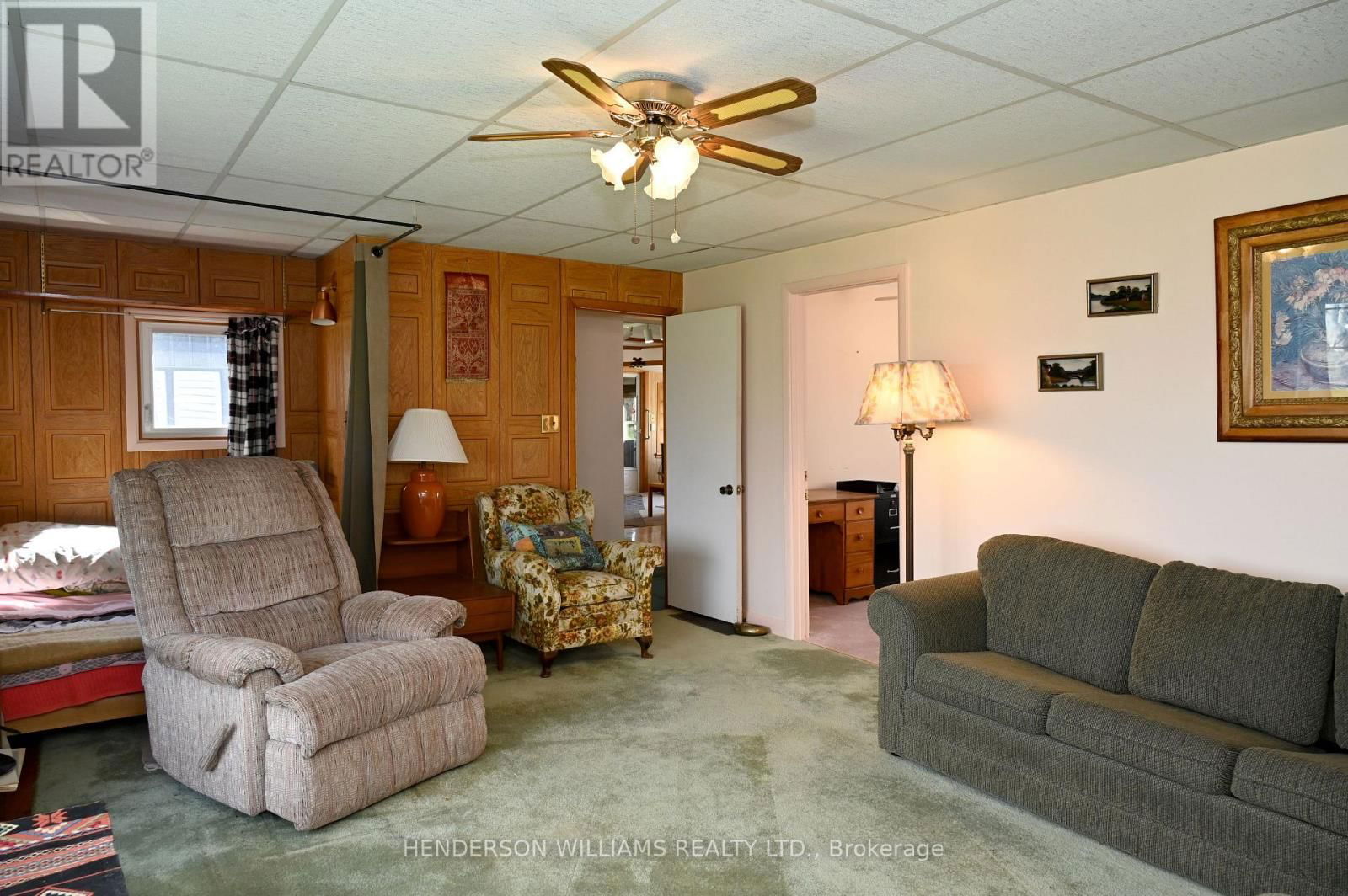 5036 LONG POINT ROAD EAST Image 16