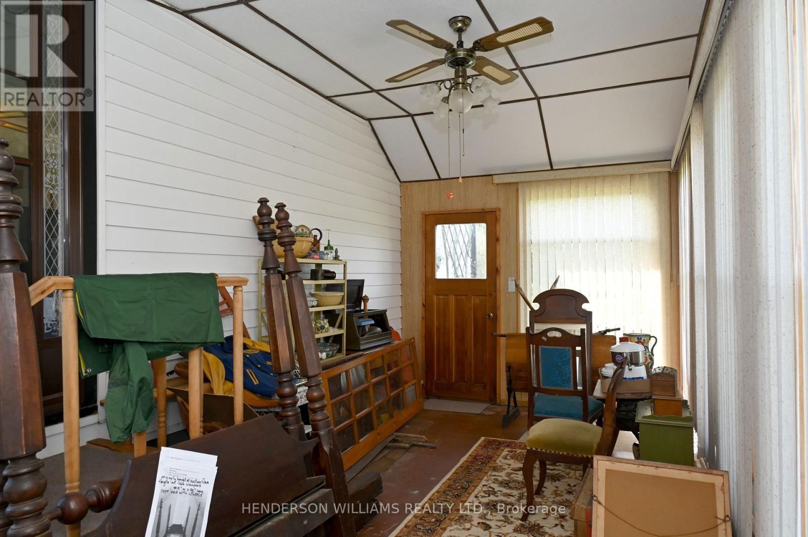 5036 LONG POINT ROAD EAST Image 17