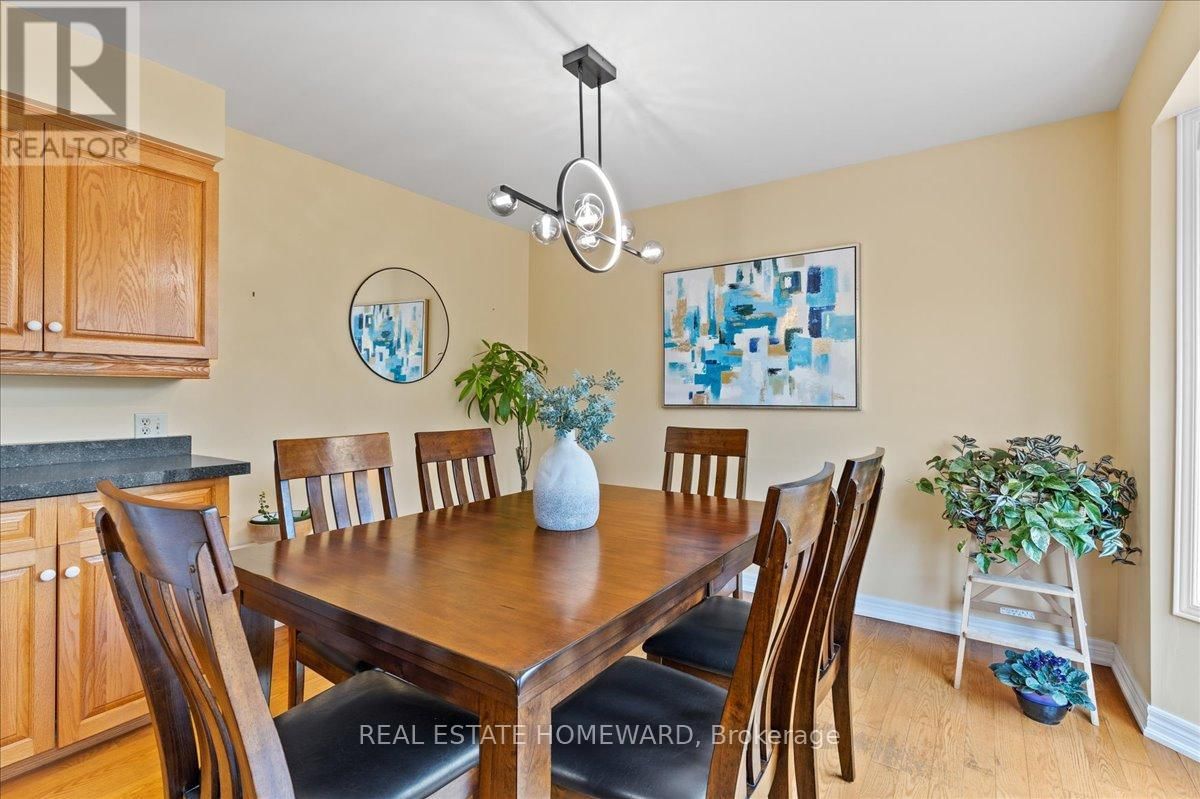 339 BUSHVIEW CRESCENT Image 14