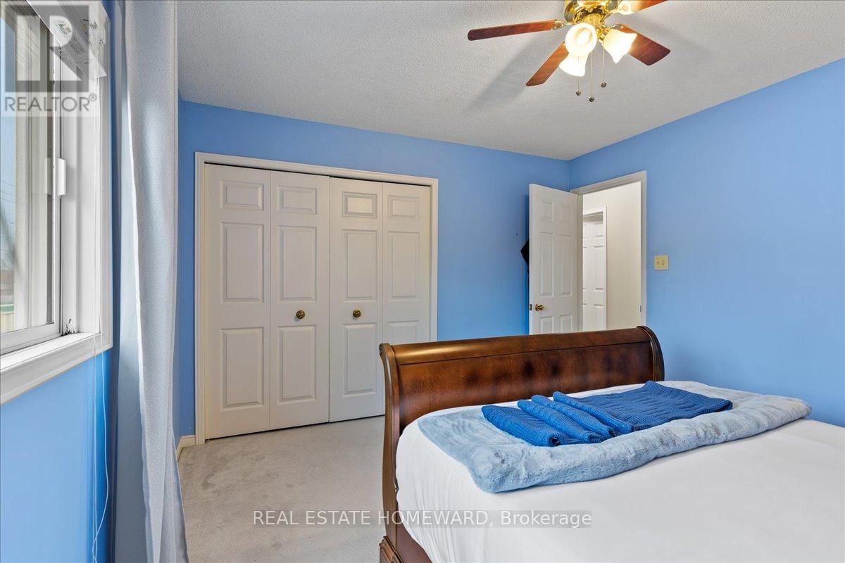 339 BUSHVIEW CRESCENT Image 25