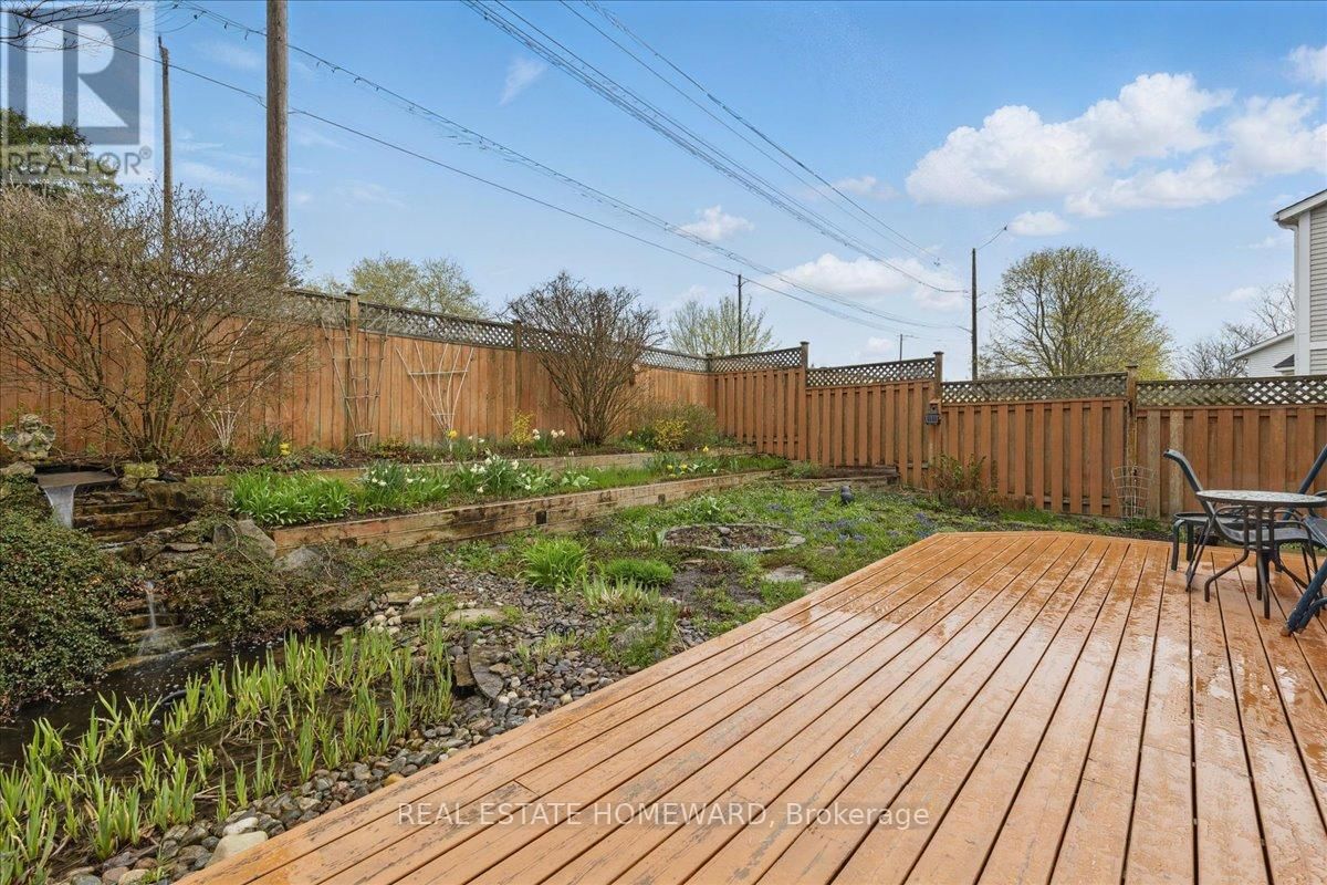 339 BUSHVIEW CRESCENT Image 37