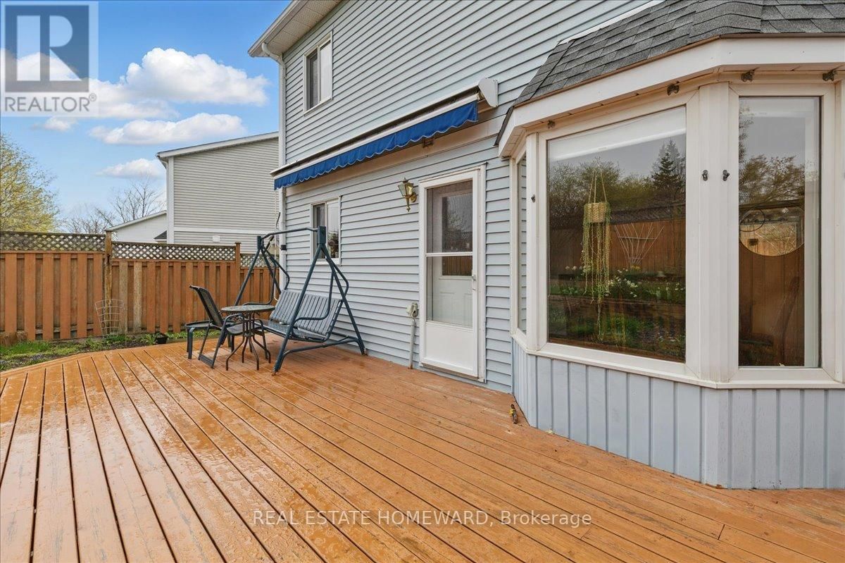 339 BUSHVIEW CRESCENT Image 38