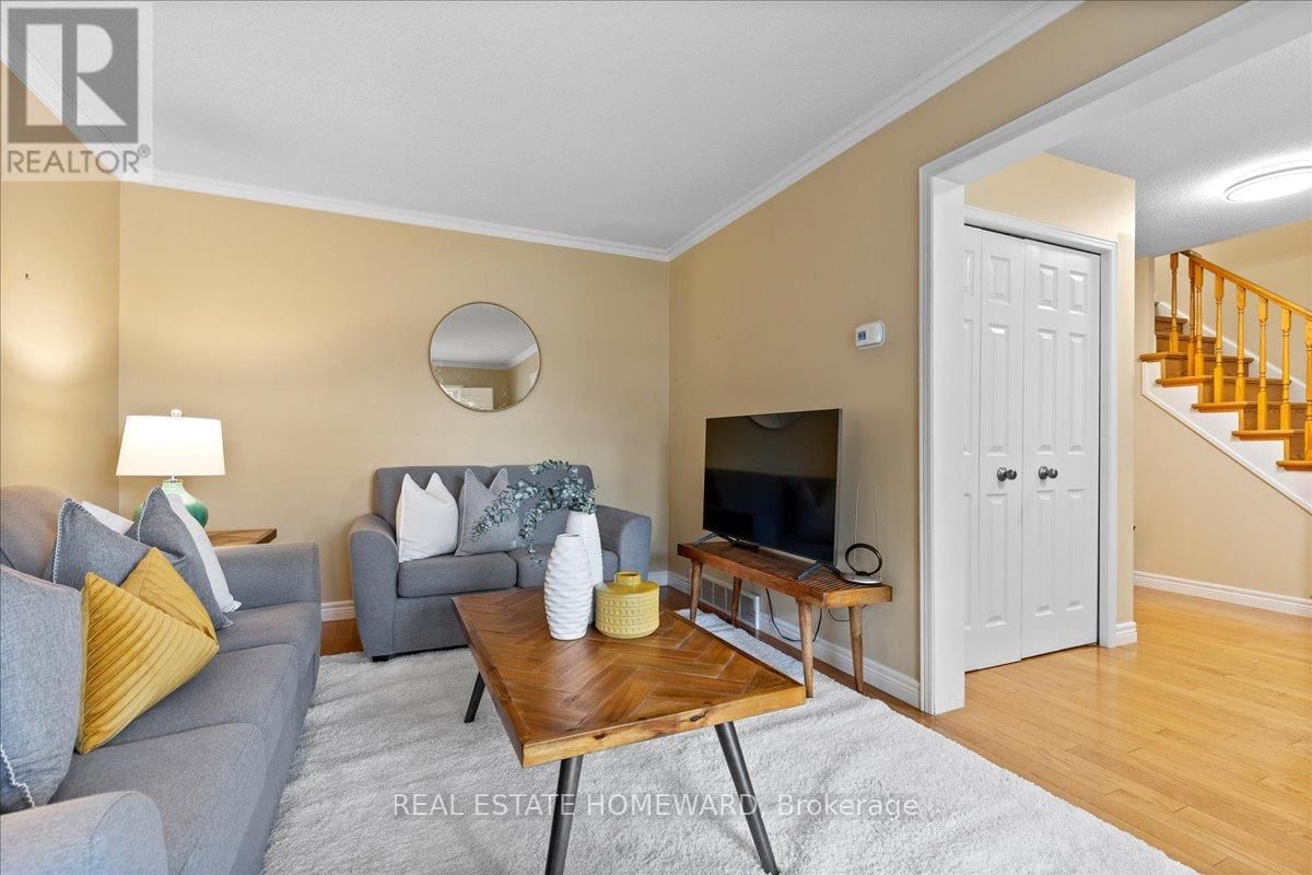 339 BUSHVIEW CRESCENT Image 6