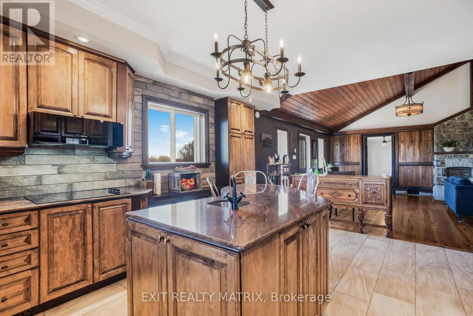 2228 STE ANNE ROAD Image 11
