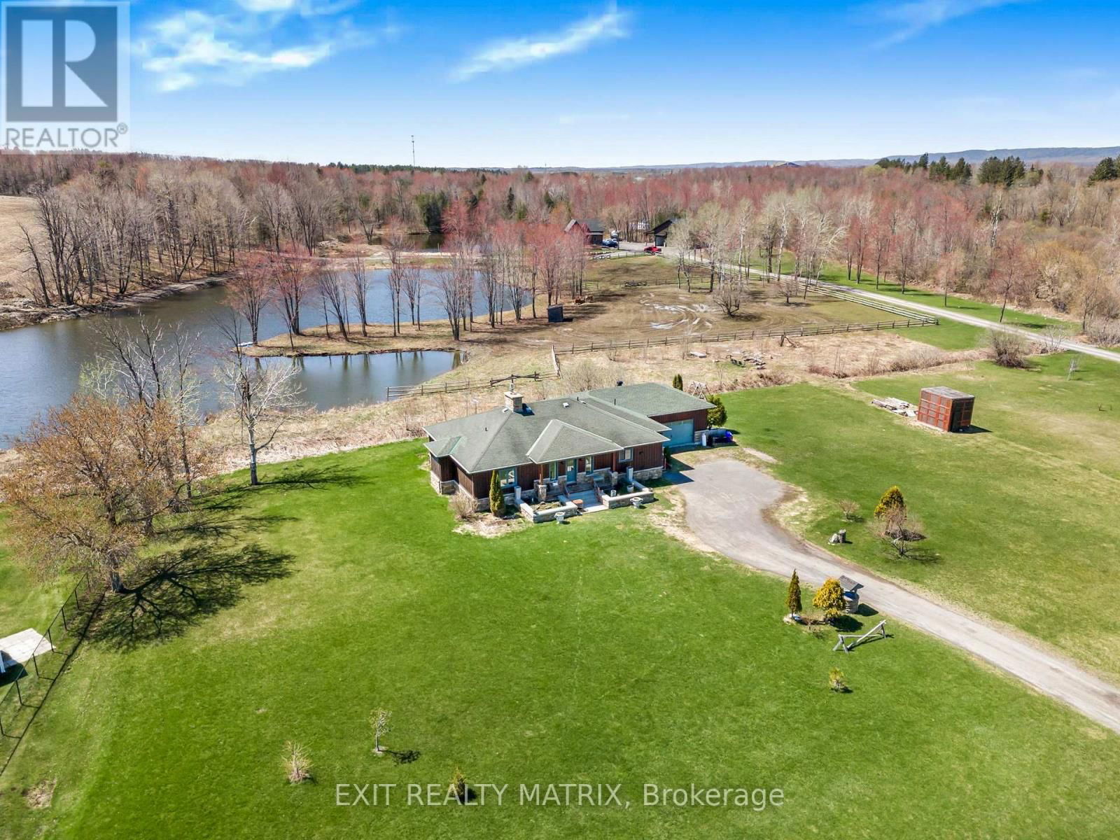 2228 STE ANNE ROAD Image 34