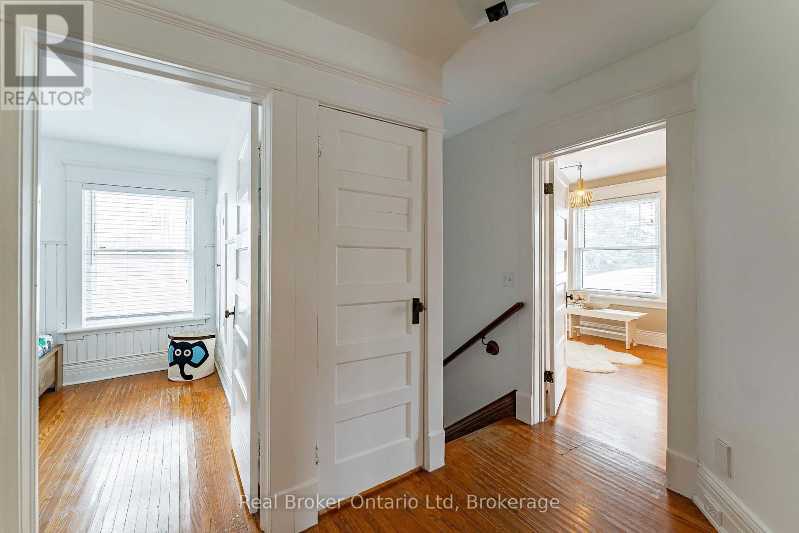 233 4TH A STREET EAST Image 31
