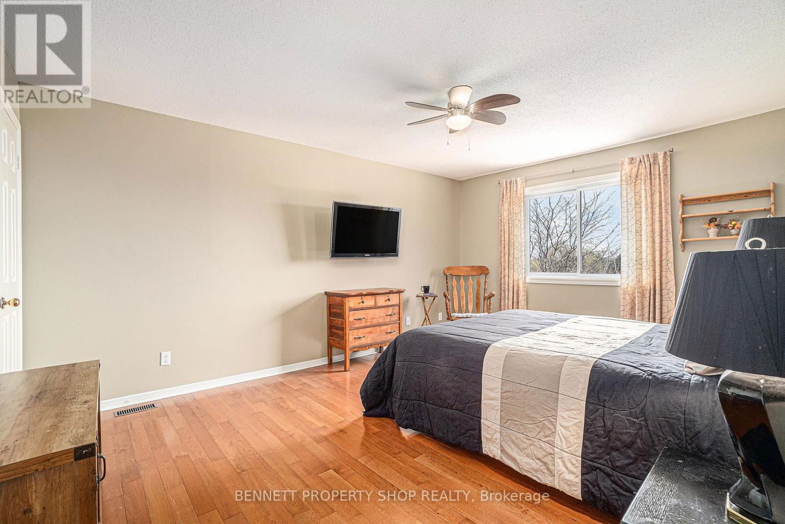 22 GESNER COURT Image 19