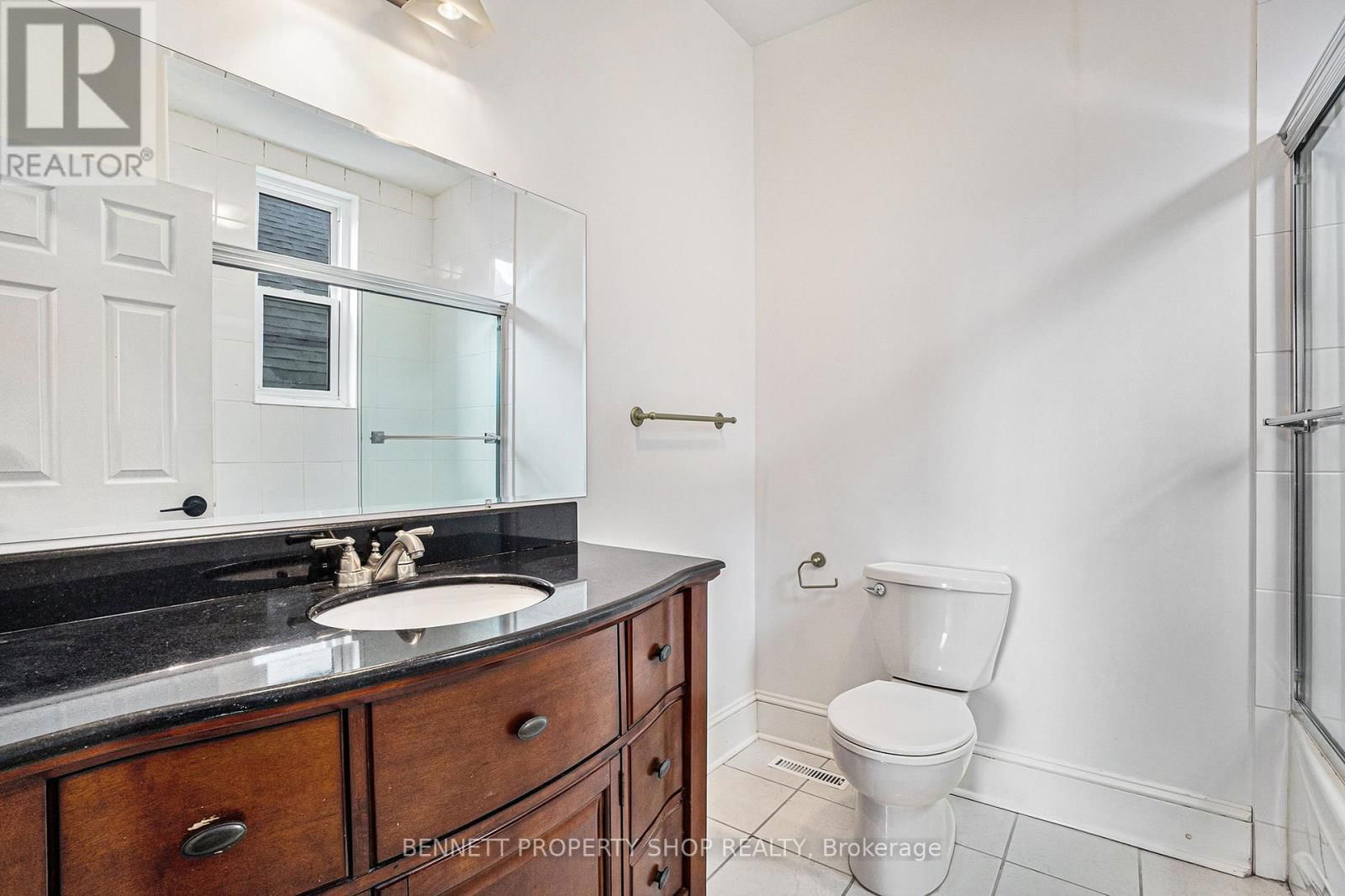 121 & 123 YORK STREET Image 10