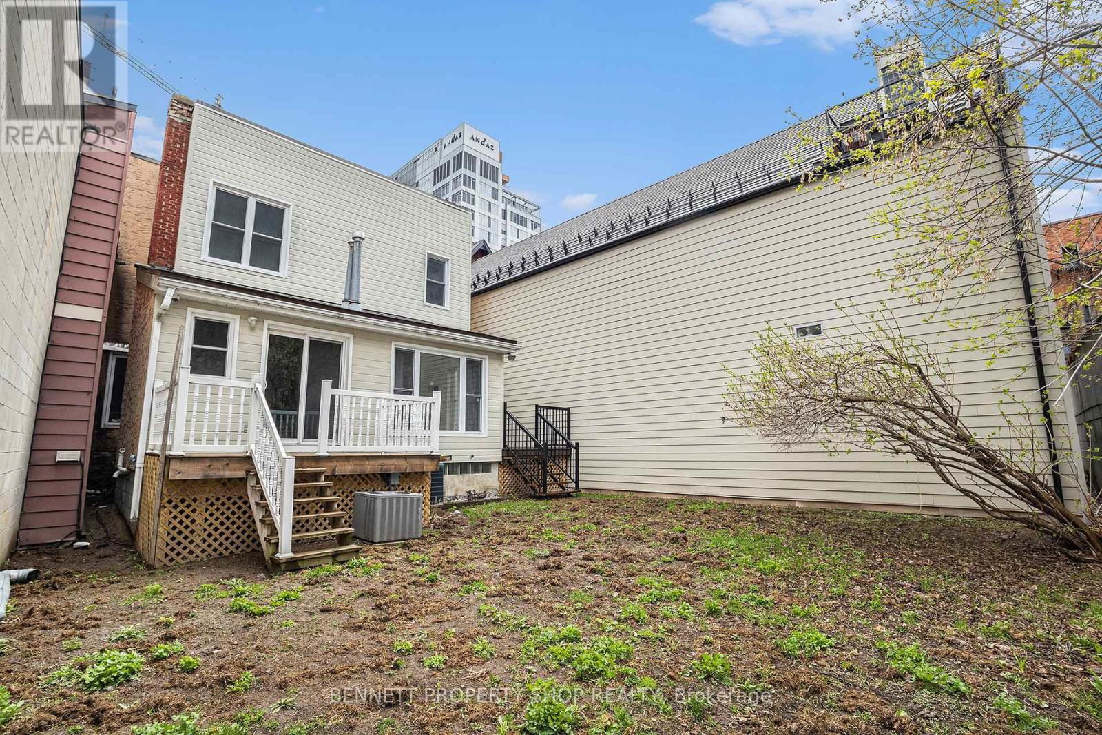 121 & 123 YORK STREET Image 15