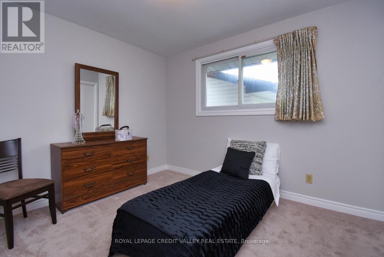 73 CHELTONWOOD AVENUE Image 17