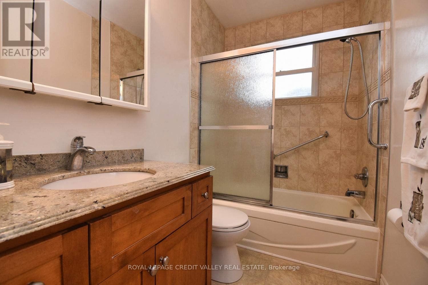 73 CHELTONWOOD AVENUE Image 20