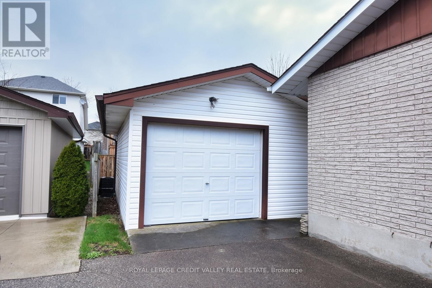 73 CHELTONWOOD AVENUE Image 31