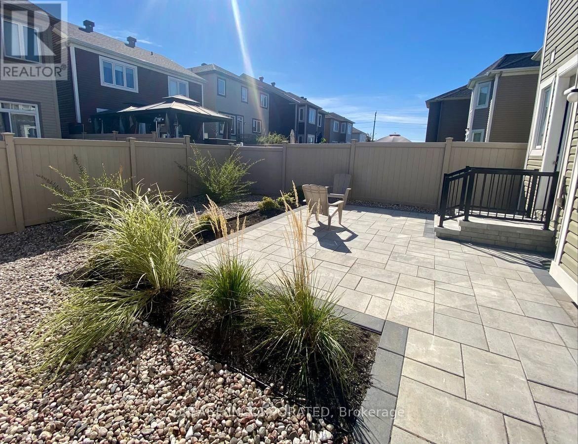 66 ESCALLONIA COURT Image 12