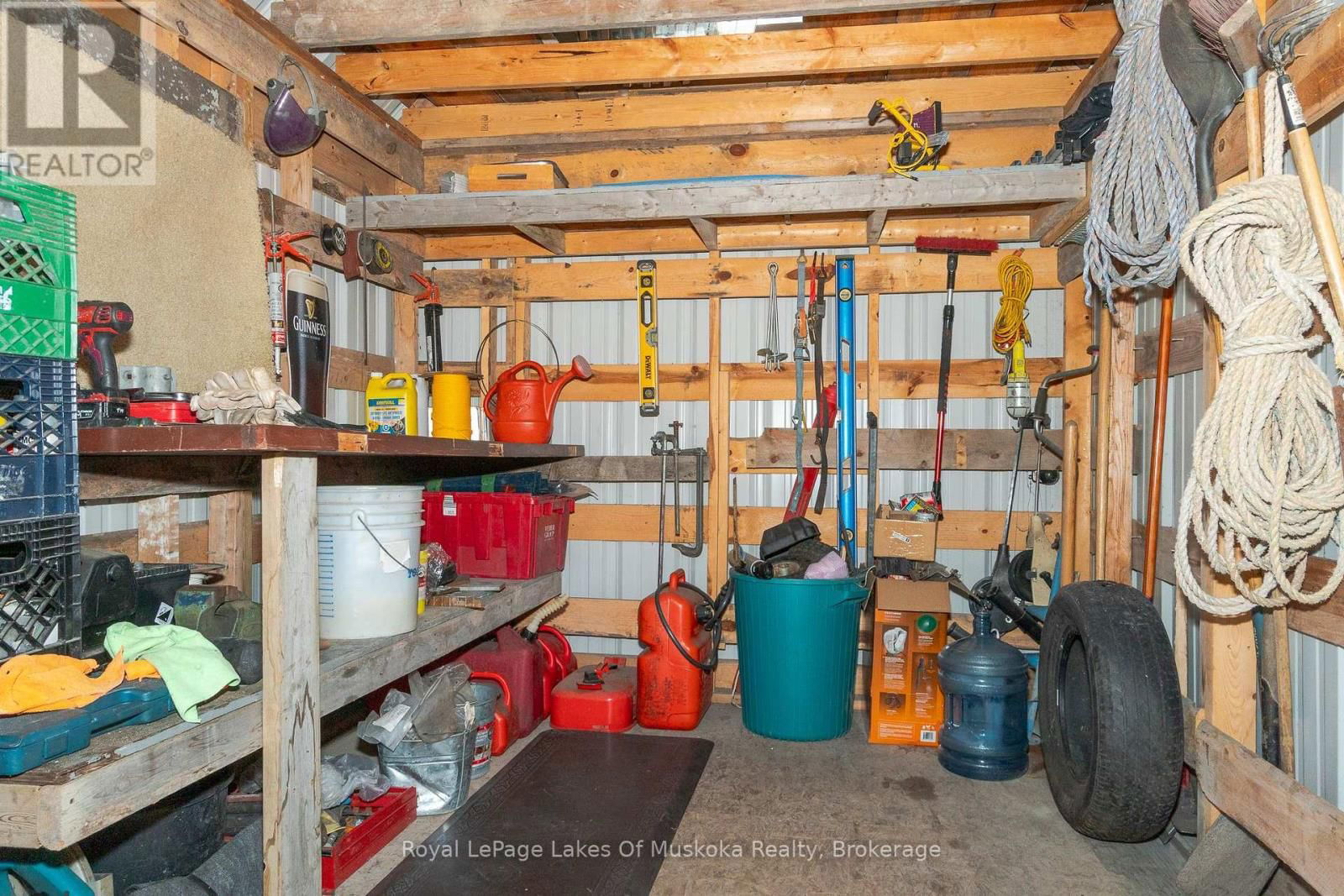 537 SPRING HILL ROAD Image 24