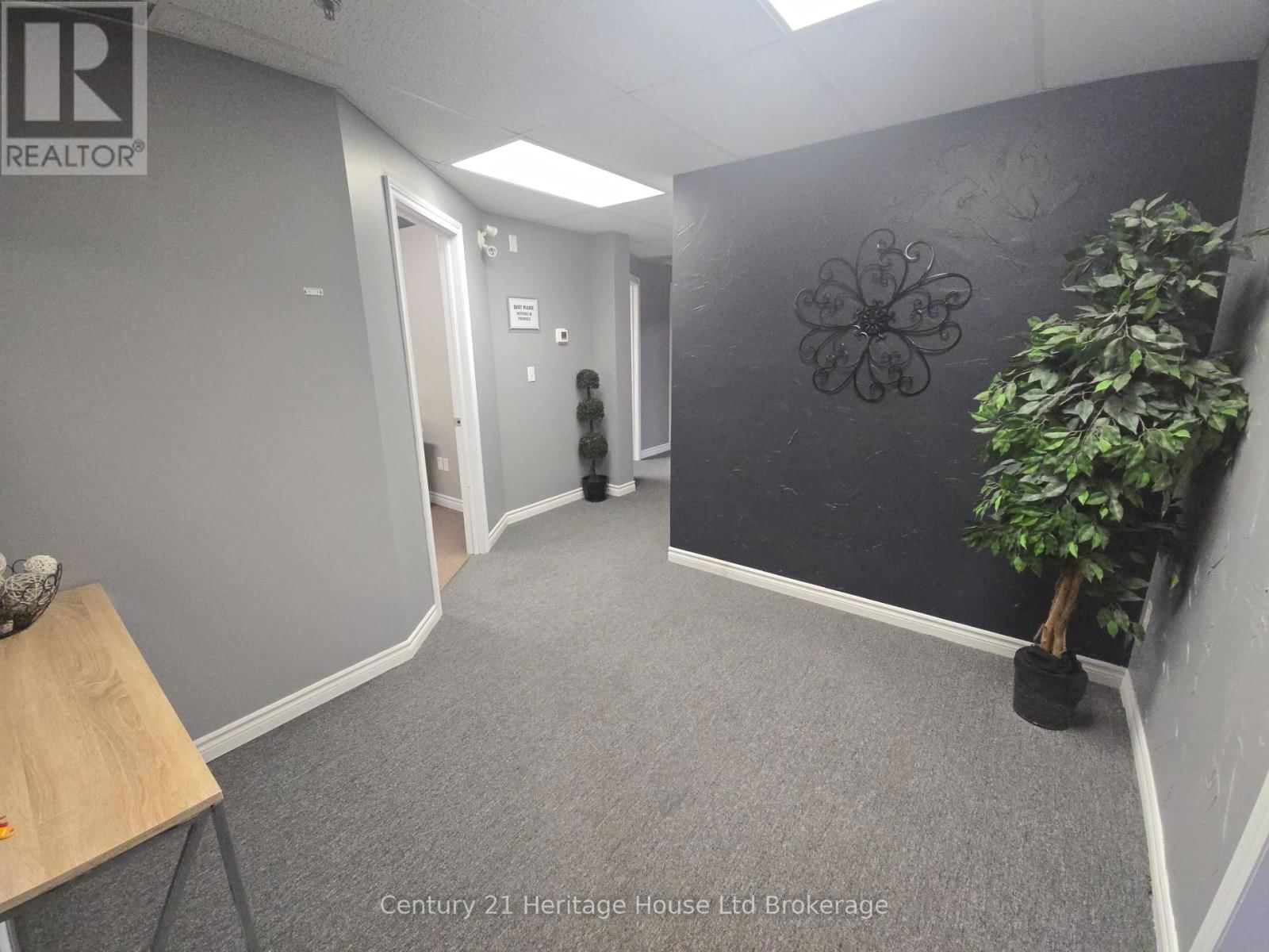 476 PEEL STREET Image 12
