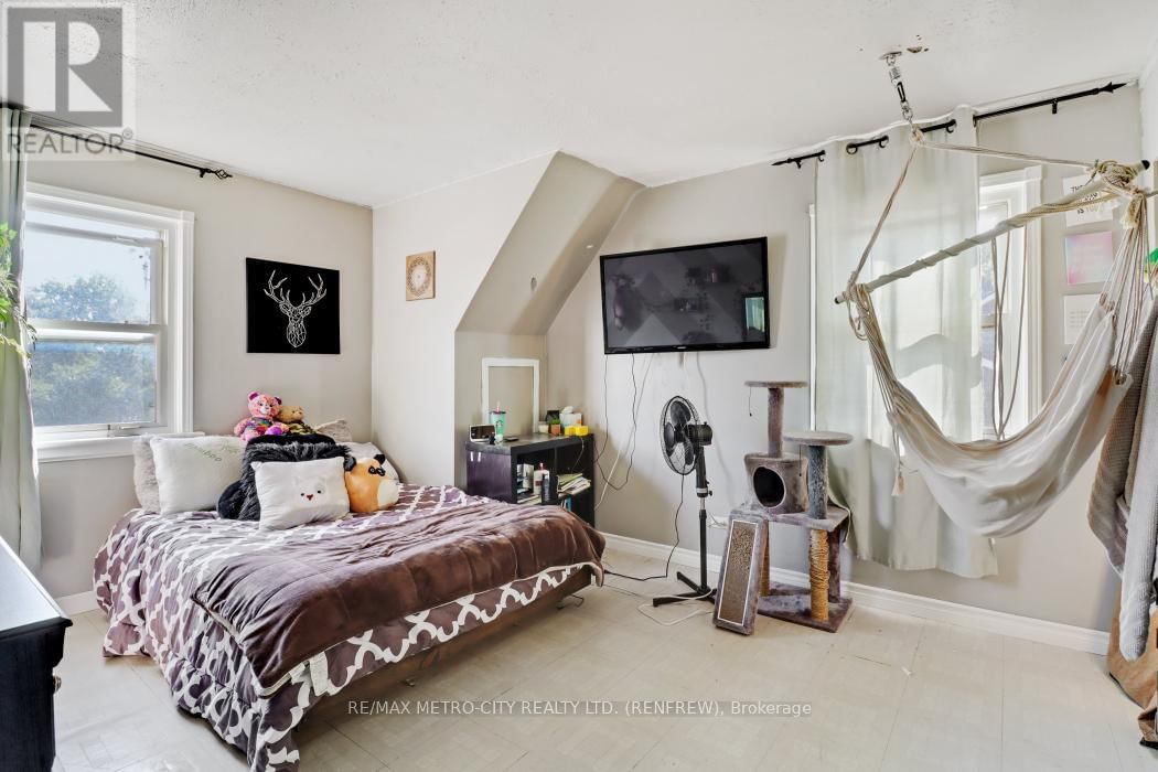 362-370 BALDWIN STREET Image 17