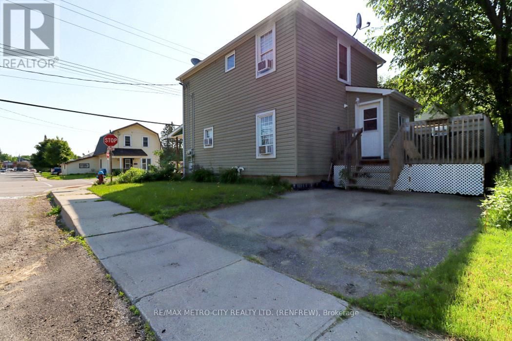 362-370 BALDWIN STREET Image 22