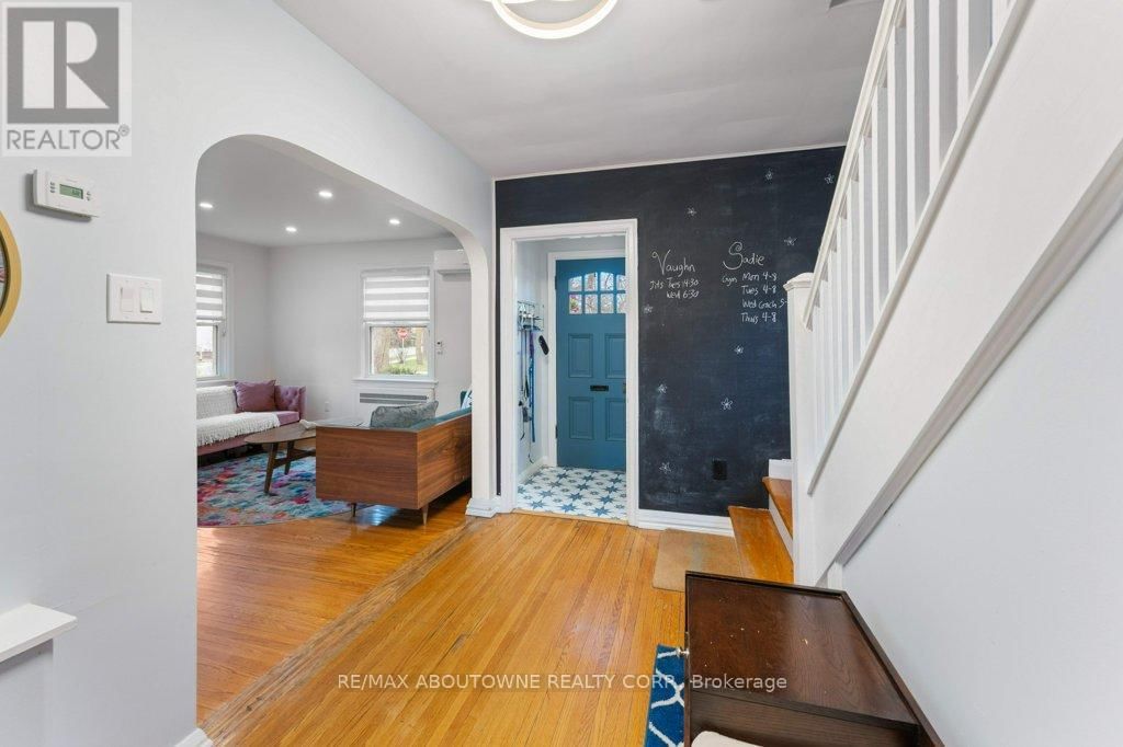 1 COLLEGE STREET Image 15