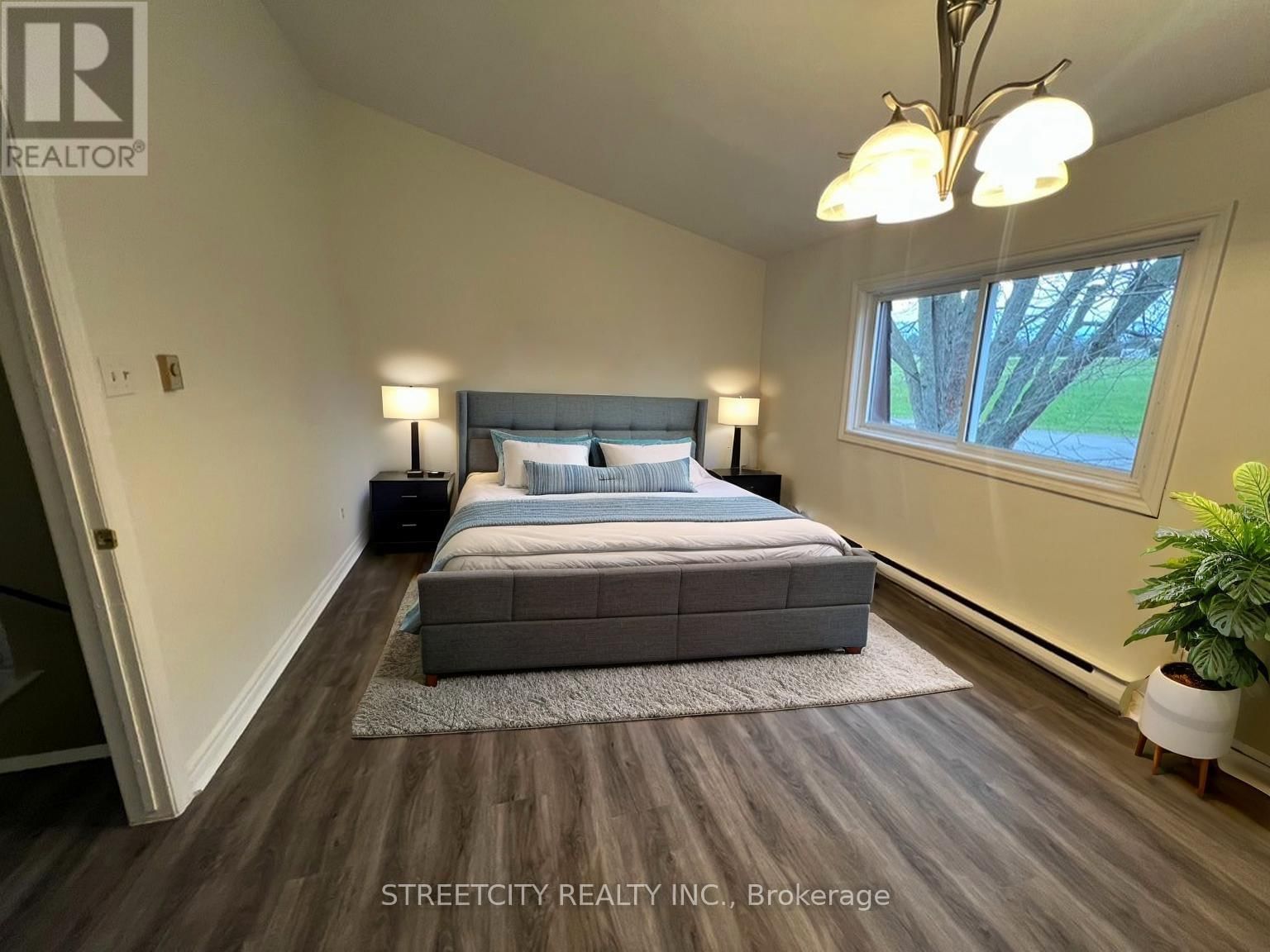 18 - 40 FAIRFAX COURT Image 19