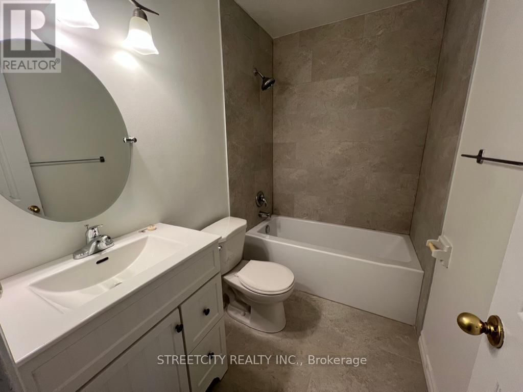 18 - 40 FAIRFAX COURT Image 25