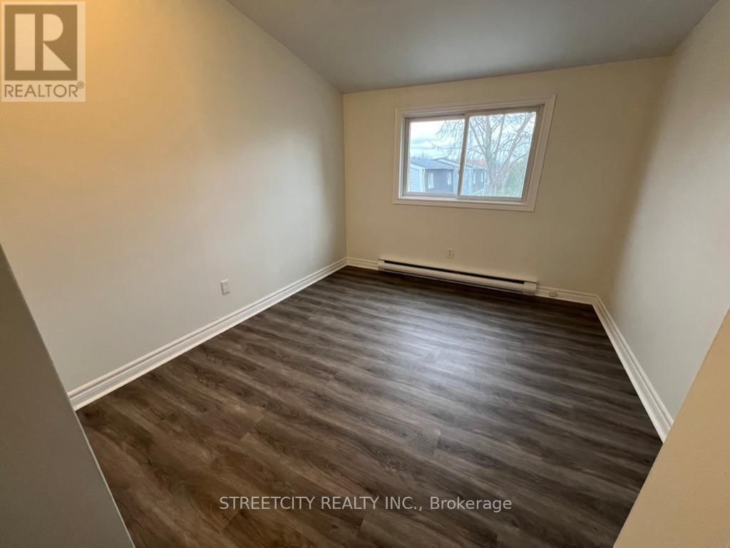 18 - 40 FAIRFAX COURT Image 27