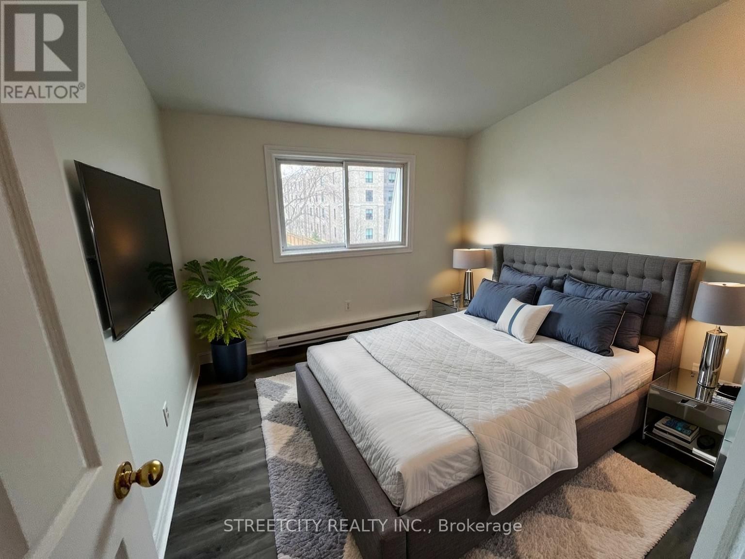 18 - 40 FAIRFAX COURT Image 29
