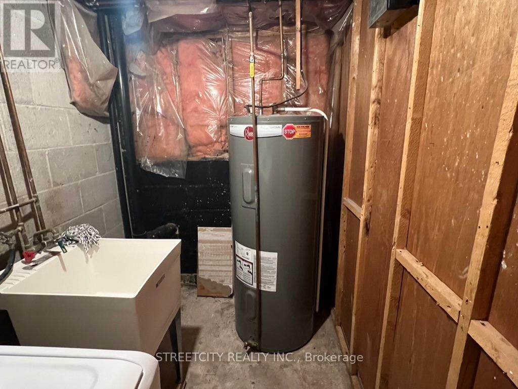 18 - 40 FAIRFAX COURT Image 34
