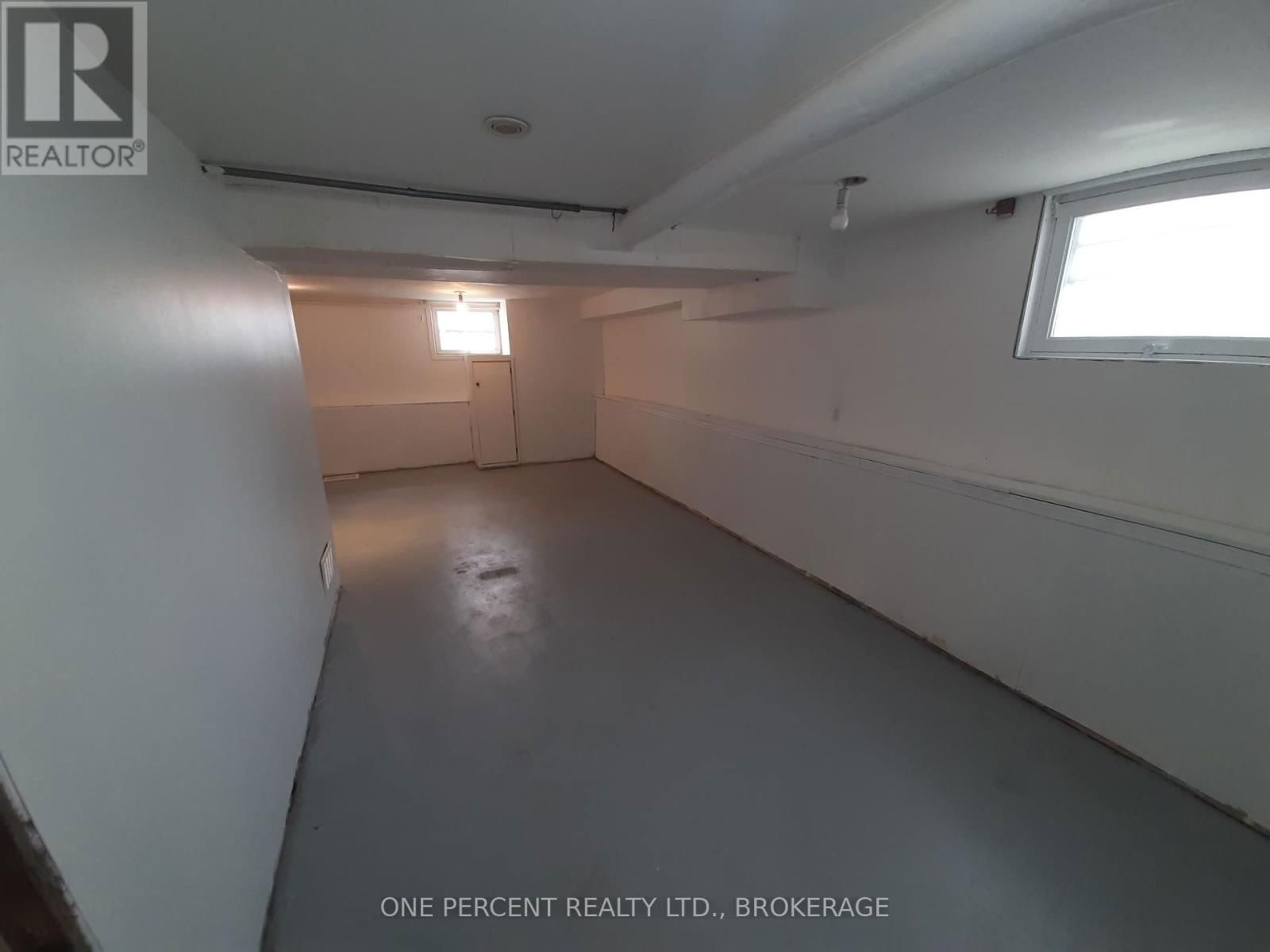 84 CARLETON STREET Image 12